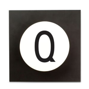 Hook2 Q (One size) - Design Letters