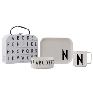 Spisesæt i gaveæske - N (One size) - Design Letters