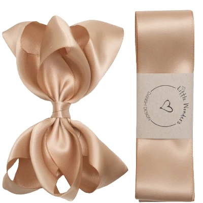 Little-Wonders-Daabsbaand-Bellis-Silke-Tan Little Wonders Dåbsbånd Bellis Silke Satin Tan - Little Wonders