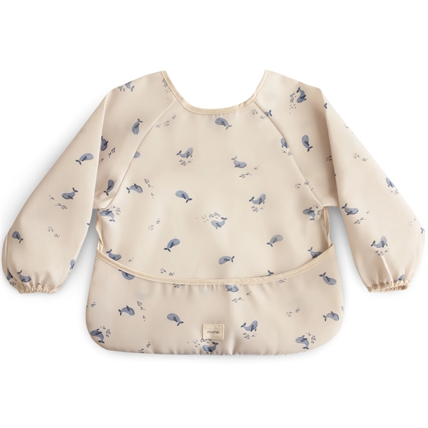 Mushie-hagesmaek-med-aermer-Whales-hvaler Mushie hagesmæk med ærmer - Whales - Mushie